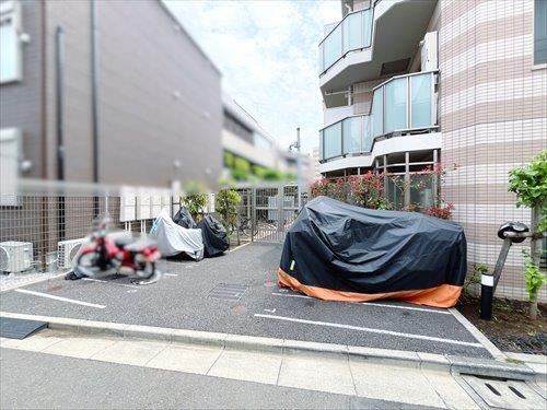 バイク置き場