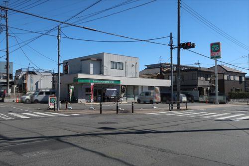 ローソンストア100福生本町店 370m