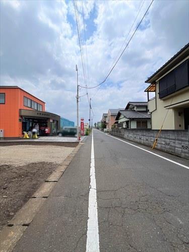 前面道路(2025年6月撮影)