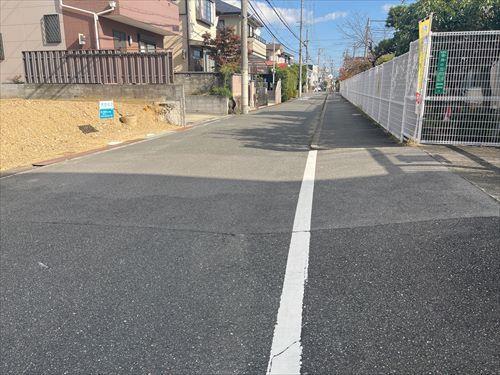 前面道路含む現地（2024年11月撮影）