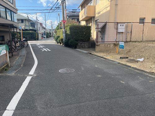 前面道路含む現地（2024年11月撮影）