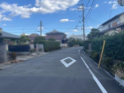 北側前面道路