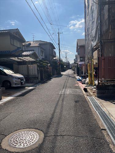 前面道路（2025年1月撮影）