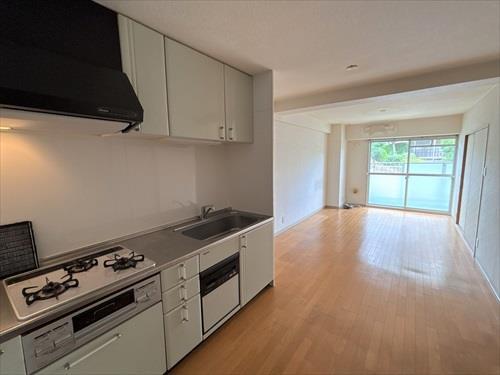 ＬＤＫ約１２．６帖