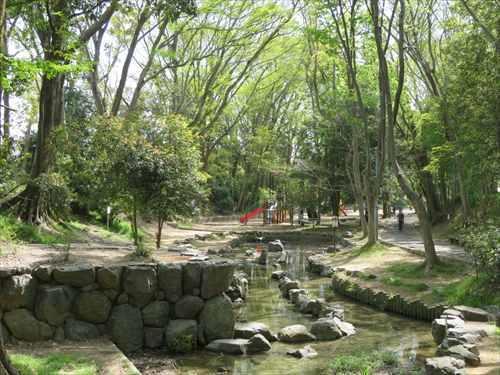 西河原公園 徒歩24分