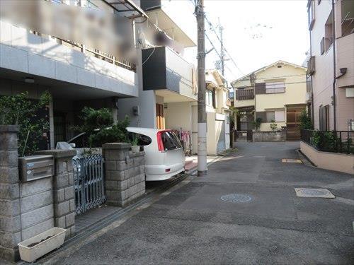 前面道路（北側より撮影）