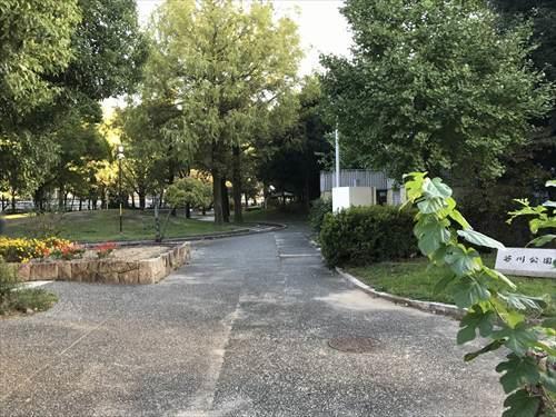 芥川公園 徒歩19分