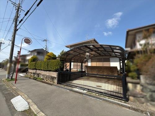 南東側より撮影