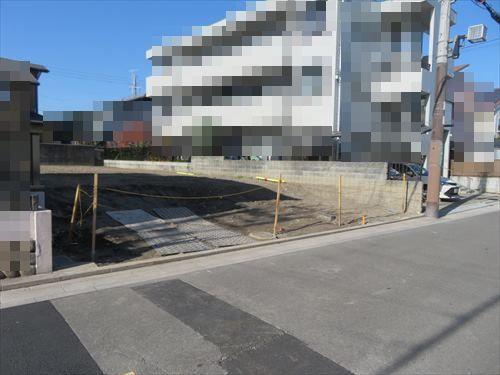 対象不動産（南東側より撮影）