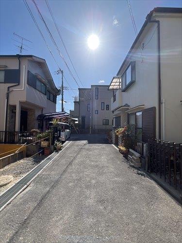 前面道路（2026年2月撮影）