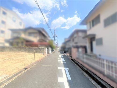 南側道路（2026年4月撮影）