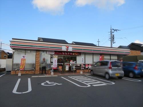 セブンイレブン高槻奈佐原元町店徒歩32分