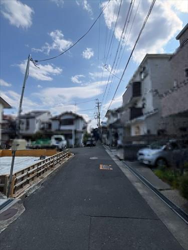 前面道路（2026年4月撮影）