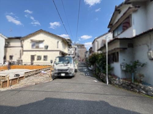 前面道路（2026年4月撮影）