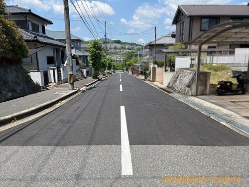 東側前面道路