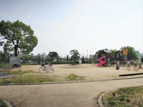 若園公園 徒歩5分