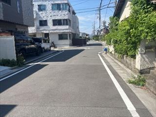 前面道路(西側)
