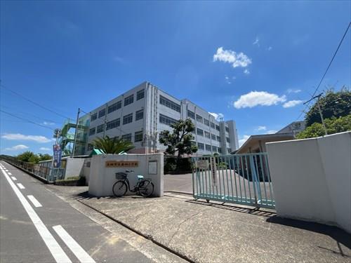 高槻市立奥坂小学校