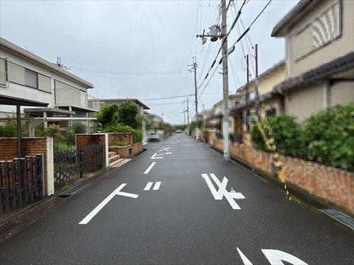 南側前面道路