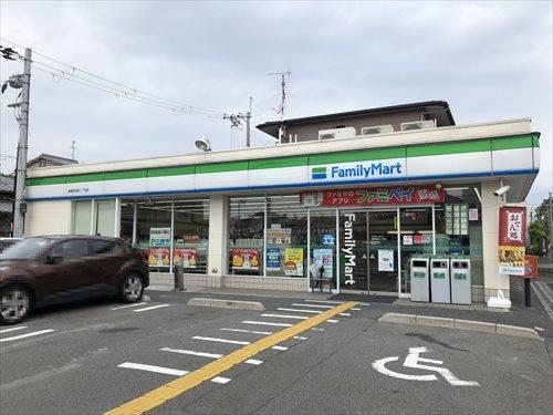 ファミリーマート高槻宮田町二丁目店歩7分