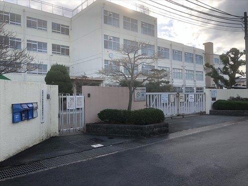 高槻市立五百住小学校 徒歩3分