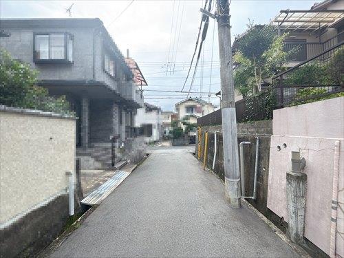 南側前面道路
