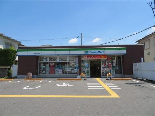 ファミリーマート高槻天川新町店徒歩10分