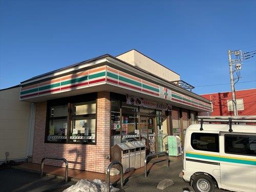 セブンイレブン川越東田町店（550m)