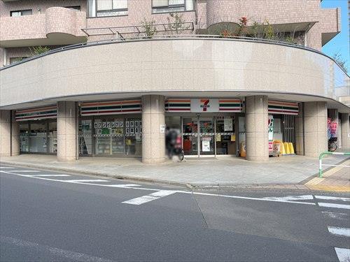 セブンイレブン小手指駅南口店 310ｍ