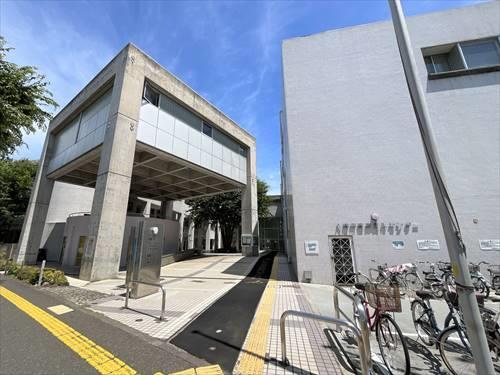 入間市立図書館 1290ｍ