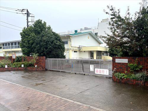 ふじみ野市立亀久保小学校：770ｍ