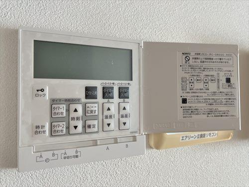 床暖房スイッチ