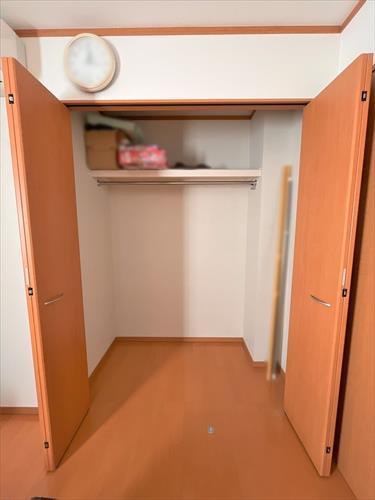 クローゼット（南側洋室）