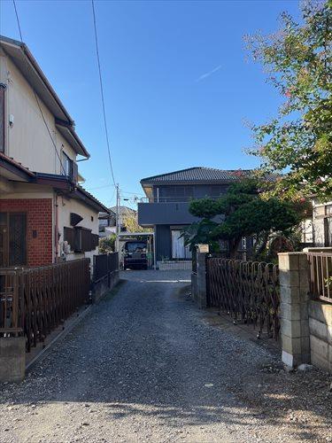 前面道路（2024年10月撮影）