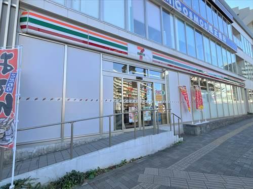 セブンイレブン久米川駅北口店 150ｍ