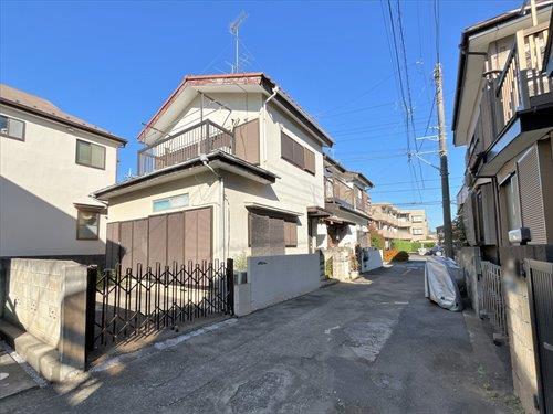 前面道路を含む現地（左手）