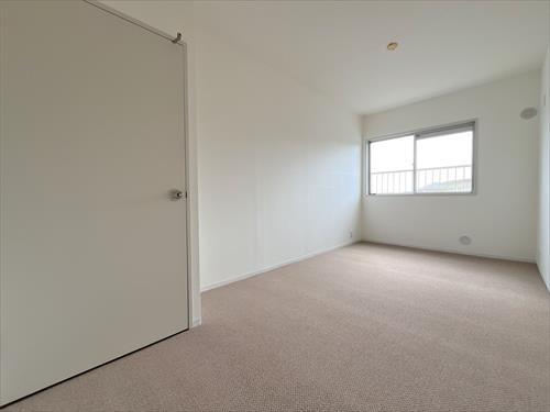 西側洋室約6.3帖（1）