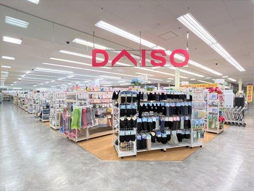 ダイソーヤオコー川越山田店 2010ｍ