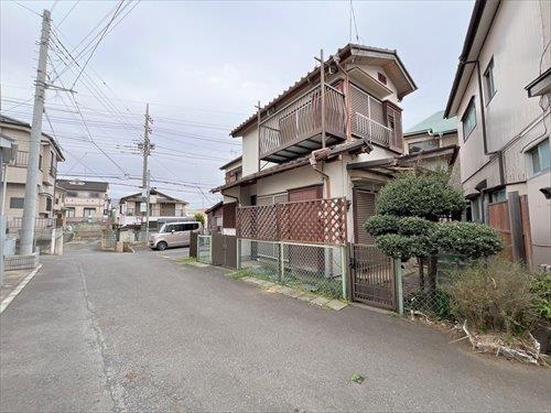 前面道路を含む現地（右手）