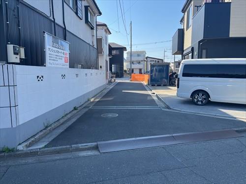 南東側前面道路（２）
