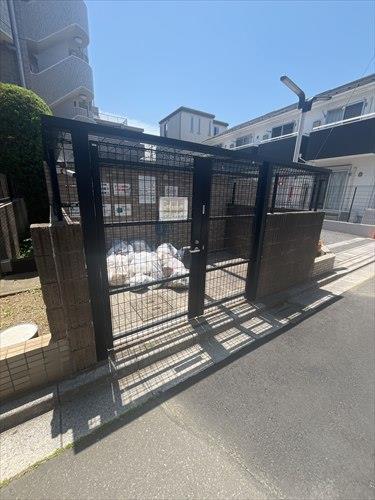 ゴミ置き場