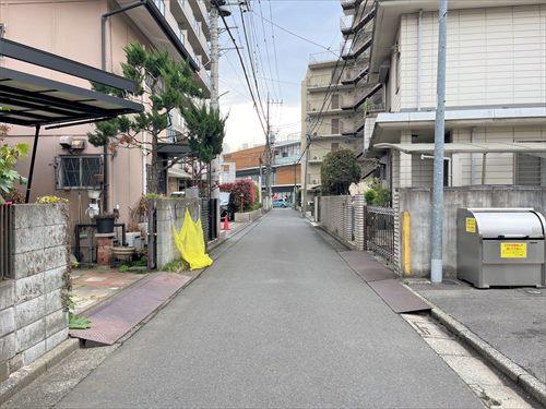 前面道路（物件：左手）