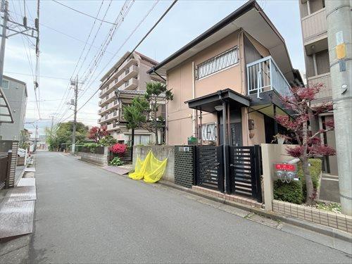 前面道路を含む現地（右手）