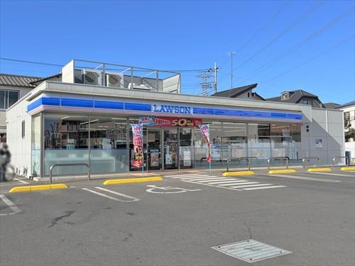 ローソン三芳藤久保富士塚店 600m ローソン三芳藤久保富士塚店 600m