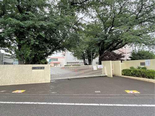 東村山市立久米川東小学校 400ｍ