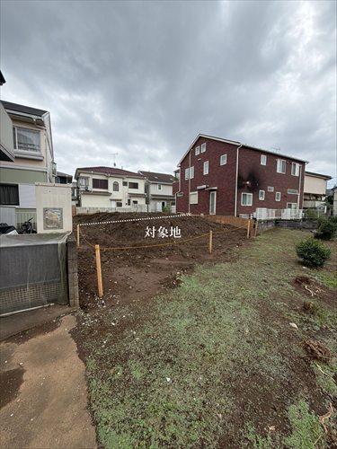 前面道路を含む現地