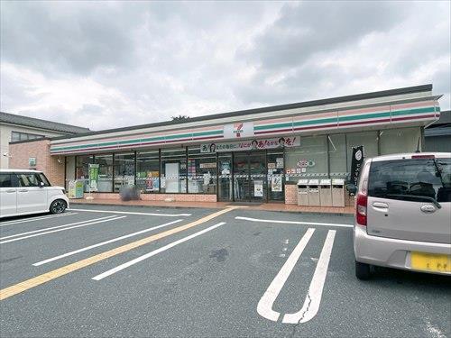 セブンイレブン川越仲町店 230ｍ
