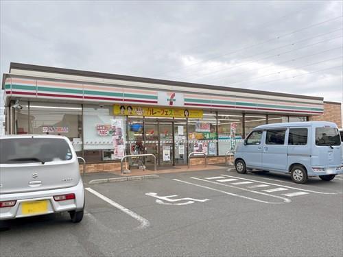 セブンイレブン狭山水野店 880ｍ
