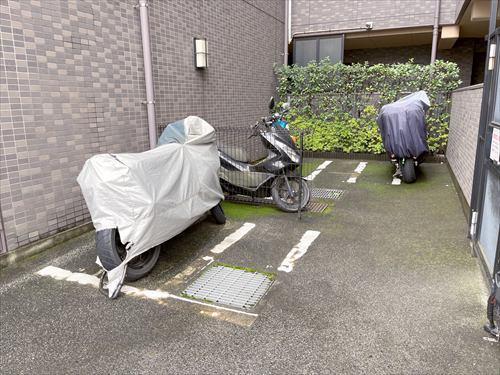 バイク置場