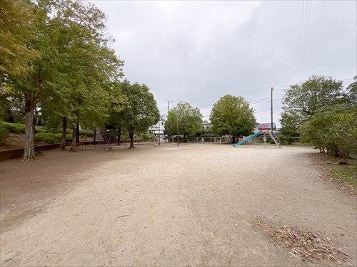 椿峰公園 750ｍ